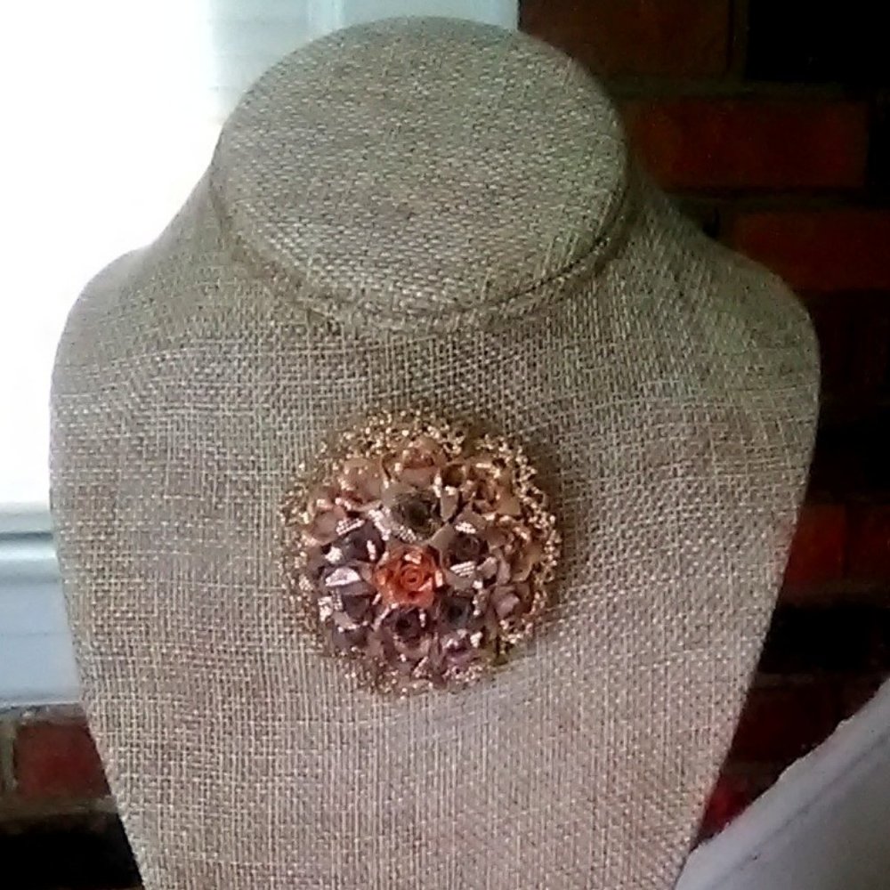 Floral Brooch/Pendant